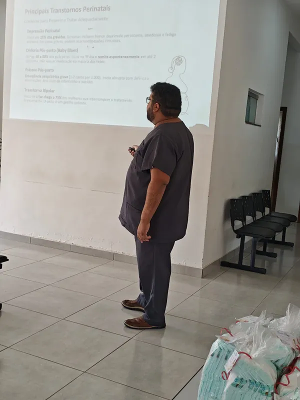 Dr. Sérgio apresenta o slide Principais Transtornos Perinatais